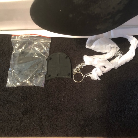 Boots - Picture 4 of 4